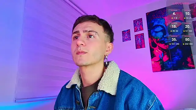 Snapshot of dimitri-bilak chatting on 17, 4, 2026 dimitri-bilak online show from 17, 4, 2026