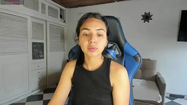 Miss Nicole online show from 16, 1, 2025