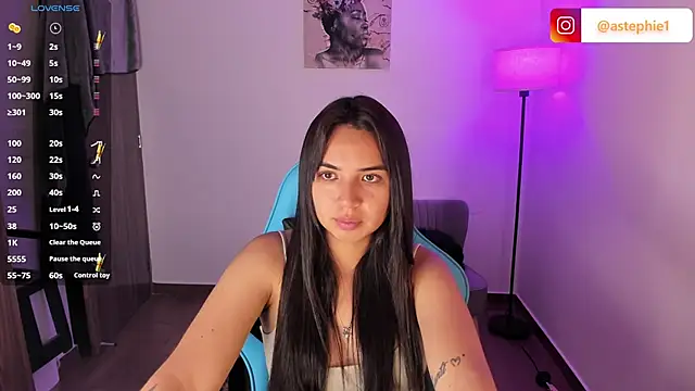 Snapshot of Miss_Nicole chatting on 15, 3, 2026 Miss Nicole online show from 15, 3, 2026