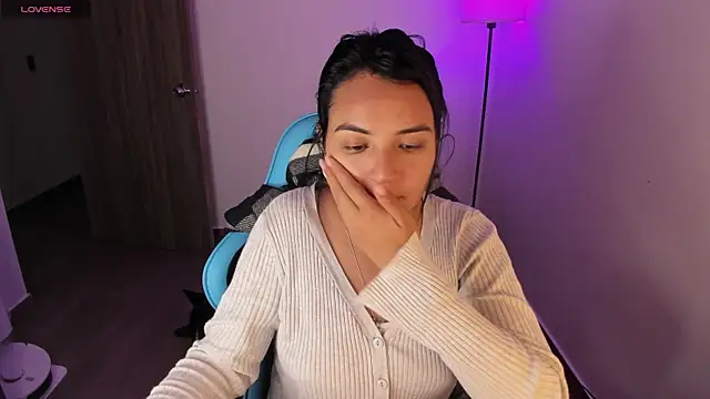 Snapshot of Miss_Nicole chatting on 21, 3, 2026 Miss Nicole online show from 21, 3, 2026