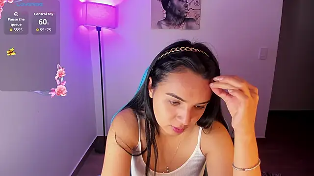 Snapshot of Miss_Nicole chatting on 25, 4, 2026 Miss Nicole online show from 25, 4, 2026