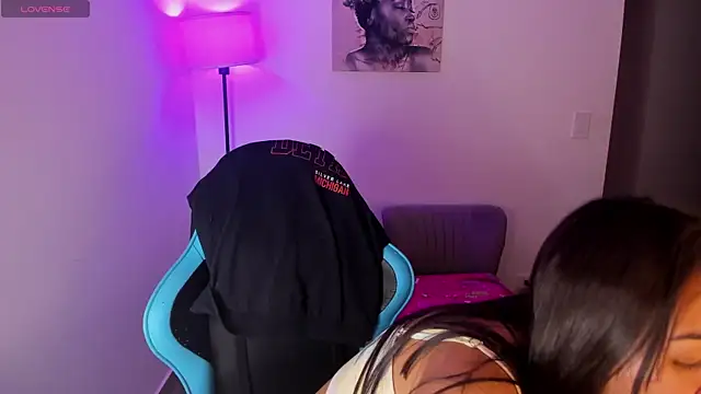 Snapshot of Miss_Nicole chatting on 29, 4, 2026 Miss Nicole online show from 29, 4, 2026