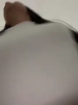 Snapshot of Reggie-Liam chatting on 4, 4, 2026 Reggie-Liam online show from 4, 4, 2026