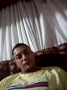 Snapshot of 121fff chatting on 12, 11, 2025 121fff online show from 12, 11, 2025