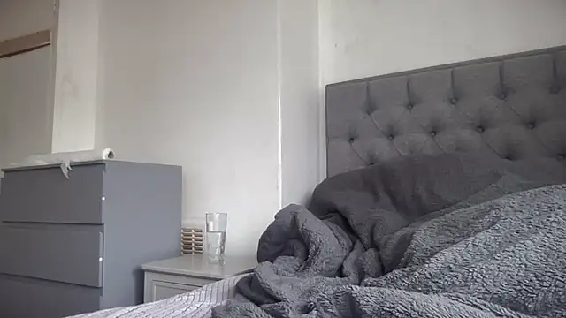 Snapshot of Bustyblondebabe32 chatting on 17, 2, 2025 Bustyblondebabe32 online show from 17, 2, 2025