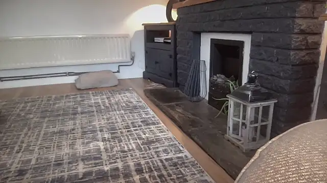 Snapshot of Bustyblondebabe32 chatting on 7, 3, 2025 Bustyblondebabe32 online show from 7, 3, 2025