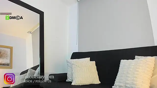 Snapshot of antonella_dom1 chatting on 15, 4, 2026 antonella dom1 online show from 15, 4, 2026
