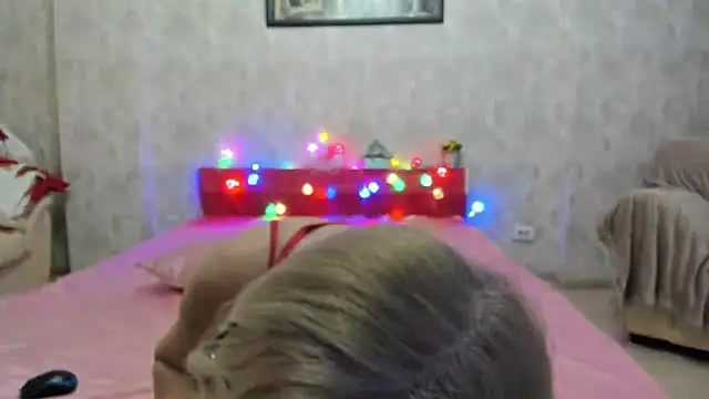 TrueFoxyyy online show from 12, 4, 2026