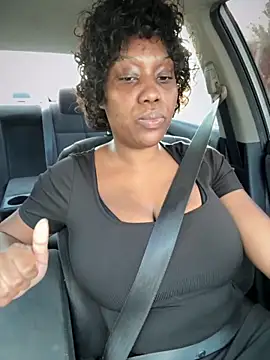 Snapshot of 1Topgyal chatting on 22, 10, 2025 1Topgyal online show from 22, 10, 2025