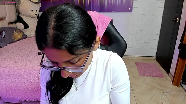 Snapshot of alma_blue chatting on 21, 3, 2026 alma blue online show from 21, 3, 2026