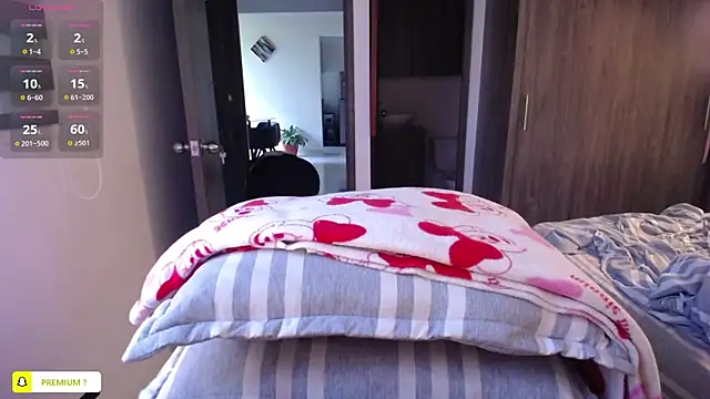 Snapshot of amyharlow_1 chatting on 22, 4, 2026 amyharlow 1 online show from 22, 4, 2026