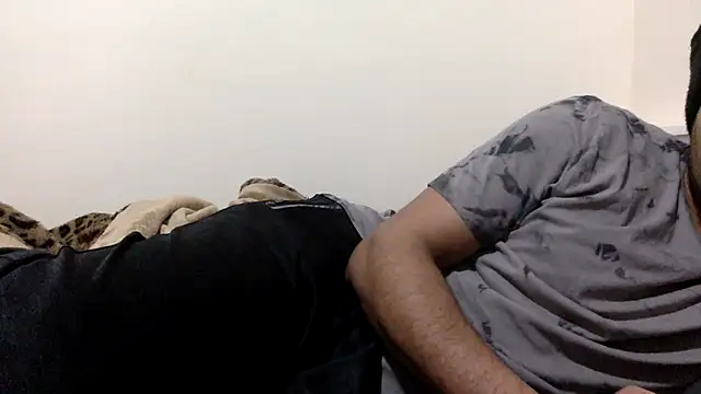 Snapshot of CoolBiDude chatting on 17, 1, 2026 CoolBiDude online show from 17, 1, 2026