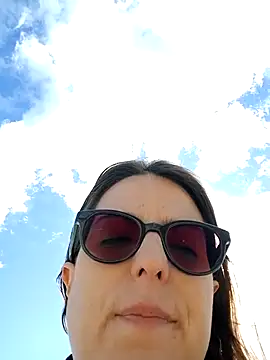 dolcehelena993 online show from 6, 10, 2025