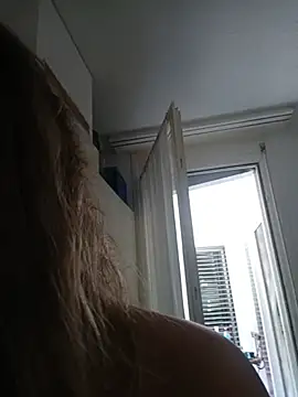 Snapshot of dolcehelena993 chatting on 9, 7, 2026 dolcehelena993 online show from 9, 7, 2026