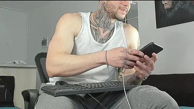 Snapshot of _jamesleandros1 chatting on 30, 1, 2025 jamesleandros1 online show from 30, 1, 2025