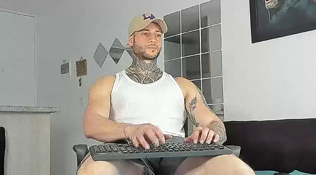 Snapshot of _jamesleandros1 chatting on 20, 3, 2025 jamesleandros1 online show from 20, 3, 2025