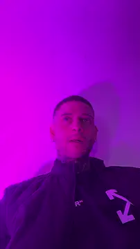 Snapshot of _jamesleandros1 chatting on 11, 1, 2026 jamesleandros1 online show from 11, 1, 2026