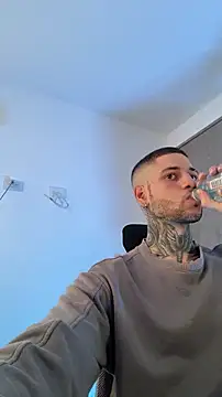 Snapshot of _jamesleandros1 chatting on 3, 2, 2026 jamesleandros1 online show from 3, 2, 2026