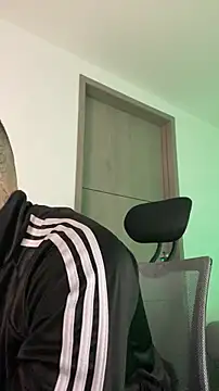 Snapshot of _jamesleandros1 chatting on 30, 3, 2026 jamesleandros1 online show from 30, 3, 2026