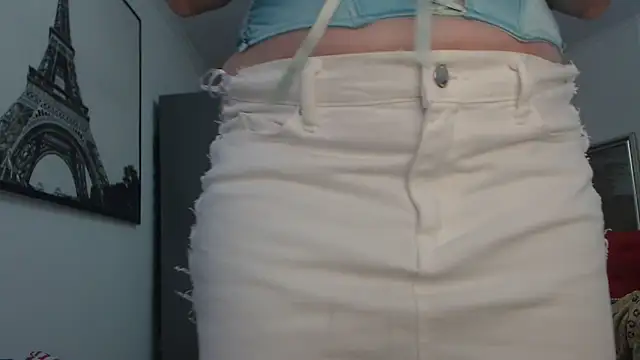 AnnaBellaLuckyXOXO online show from 17, 12, 2025