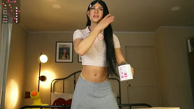 Snapshot of julesbennet chatting on 7, 3, 2025 julesbennet online show from 7, 3, 2025