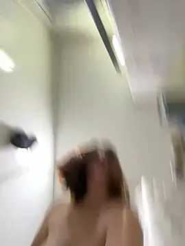 Snapshot of perlacobre999 chatting on 11, 4, 2026 perlacobre999 online show from 11, 4, 2026