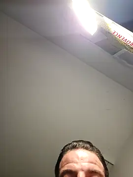 Snapshot of Sexyjulien25 chatting on 1, 4, 2026 Sexyjulien25 online show from 1, 4, 2026