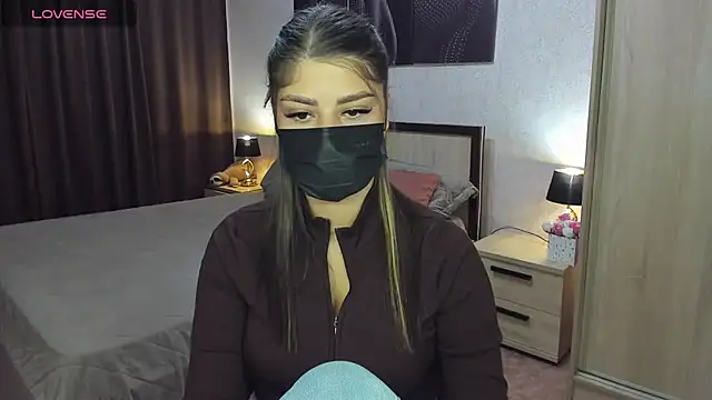 MaryMayson online show from 24, 11, 2025