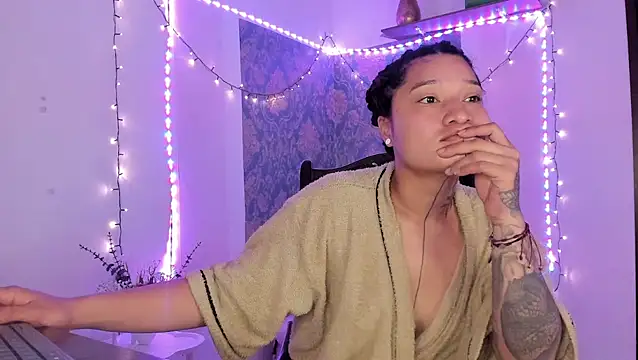 Eva Lee  online show from 1, 3, 2026