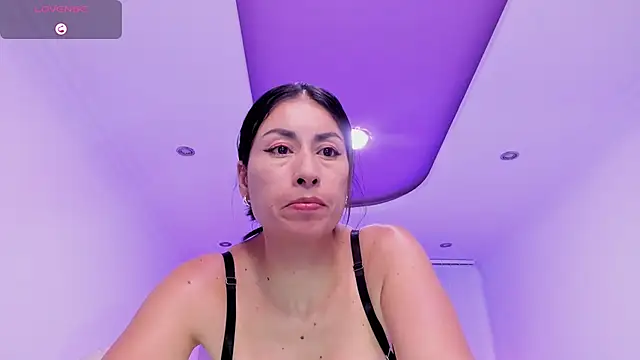 Bethany Jones online show from 25, 1, 2025