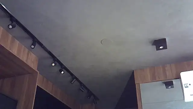 Skinny-Kitten online show from 14, 11, 2025