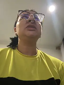 Snapshot of Abril_Luv chatting on 22, 6, 2026 Abril Luv online show from 22, 6, 2026