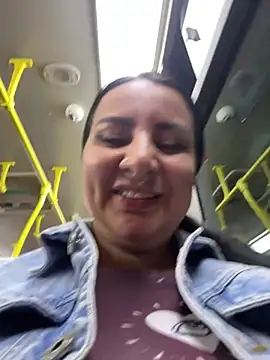 Snapshot of Abril_Luv chatting on 8, 7, 2026 Abril Luv online show from 8, 7, 2026