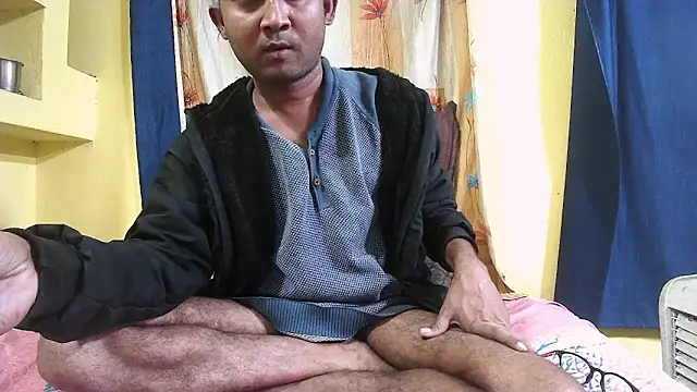 Snapshot of Cute_boy2000 chatting on 11, 12, 2024 Cute boy2000 online show from 11, 12, 2024