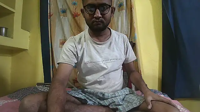 Snapshot of Cute_boy2000 chatting on 9, 3, 2025 Cute boy2000 online show from 9, 3, 2025