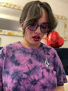 Snapshot of andra_rose chatting on 3, 2, 2025 andra rose online show from 3, 2, 2025