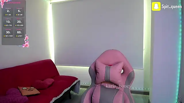 Spit queen online show from 17, 9, 2025