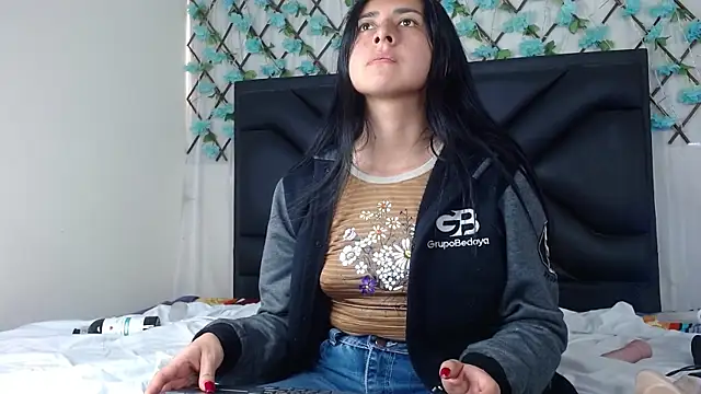 EmmaWilliamss online show from 27, 11, 2025