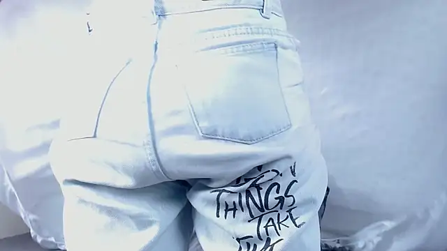 Snapshot of EmmaWilliamss chatting on 17, 1, 2026 EmmaWilliamss online show from 17, 1, 2026