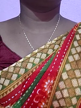 Snapshot of ANGE-MOU chatting on 1, 3, 2025 ANGE-MOU online show from 1, 3, 2025