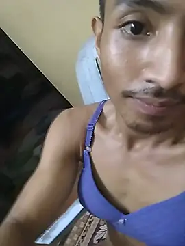 Snapshot of nazirul363108 chatting on 15, 7, 2026 nazirul363108 online show from 15, 7, 2026