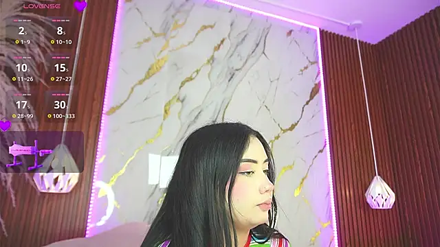 haylie  online show from 30, 1, 2025