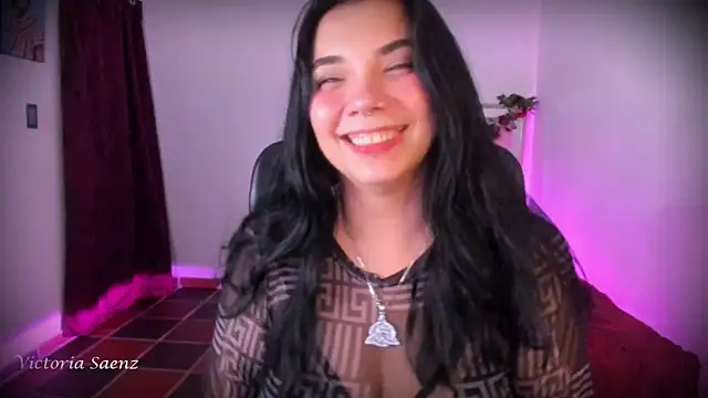Snapshot of victoriaasaenz_ chatting on 1, 4, 2026 victoriaasaenz online show from 1, 4, 2026