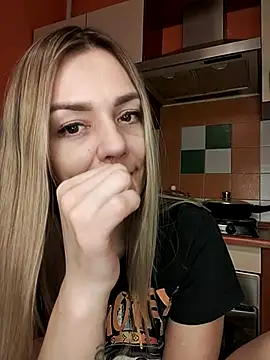 KrissSexi online show from 7, 3, 2025