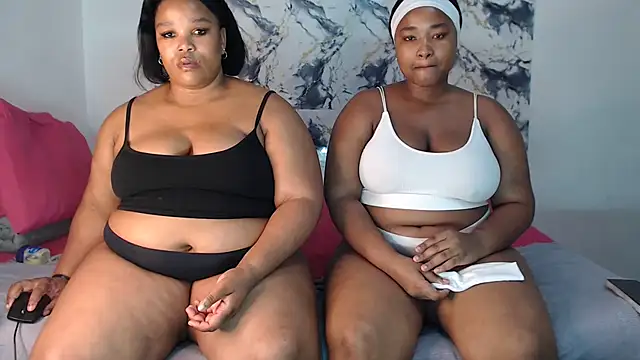 SexyAmeena2002 online show from 17, 4, 2026