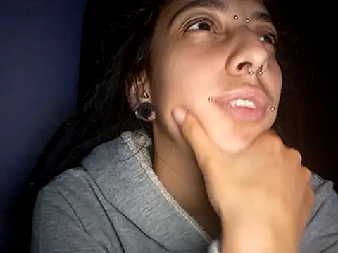 Snapshot of ORIANNA_BODMOD chatting on 3, 4, 2026 ORIANNA BODMOD online show from 3, 4, 2026