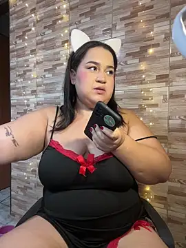 Snapshot of MinaBoss chatting on 1, 4, 2026 MinaBoss online show from 1, 4, 2026