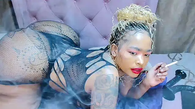 Snapshot of AFRICANGODDESSXXX chatting on 22, 10, 2025 AFRICANGODDESSXXX online show from 22, 10, 2025