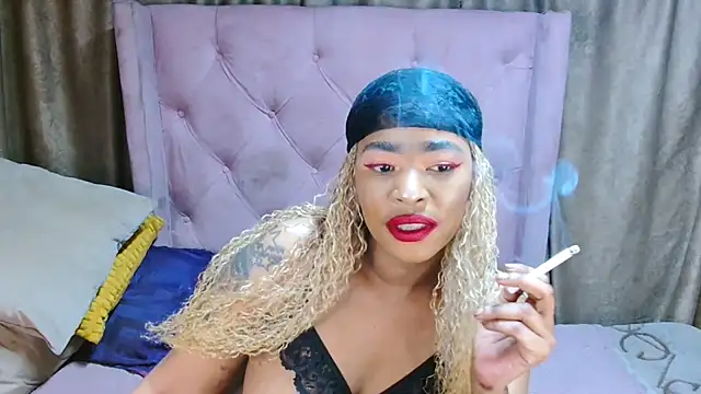 Snapshot of AFRICANGODDESSXXX chatting on 23, 10, 2025 AFRICANGODDESSXXX online show from 23, 10, 2025