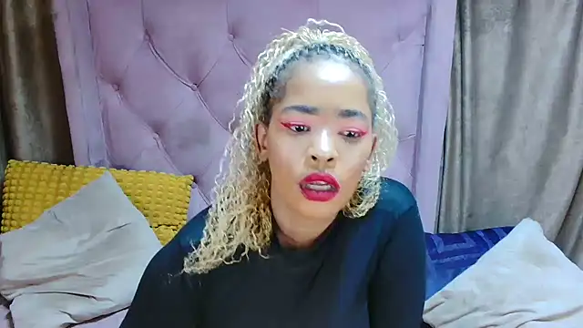 Snapshot of AFRICANGODDESSXXX chatting on 25, 10, 2025 AFRICANGODDESSXXX online show from 25, 10, 2025